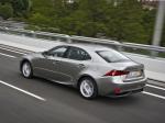 Lexus IS300h 2013 года (EU)